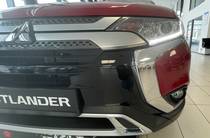 Mitsubishi Outlander Invite