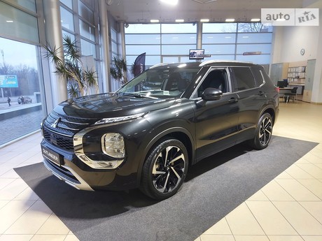 Mitsubishi Outlander 2025