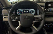 Mitsubishi Outlander Intense