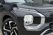 Mitsubishi Outlander Ultimate