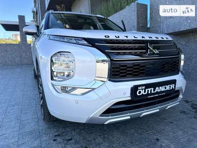 Mitsubishi Outlander 2024 Ultimate