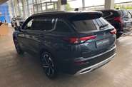 Mitsubishi Outlander Ultimate