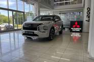 Mitsubishi Outlander Ultimate