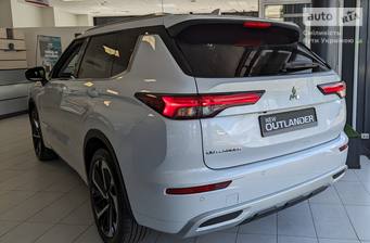 Mitsubishi Outlander 2024 Ultimate