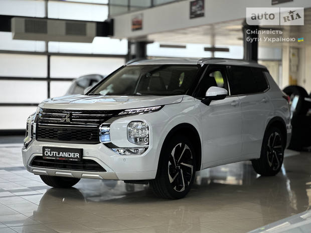 Mitsubishi Outlander 2025