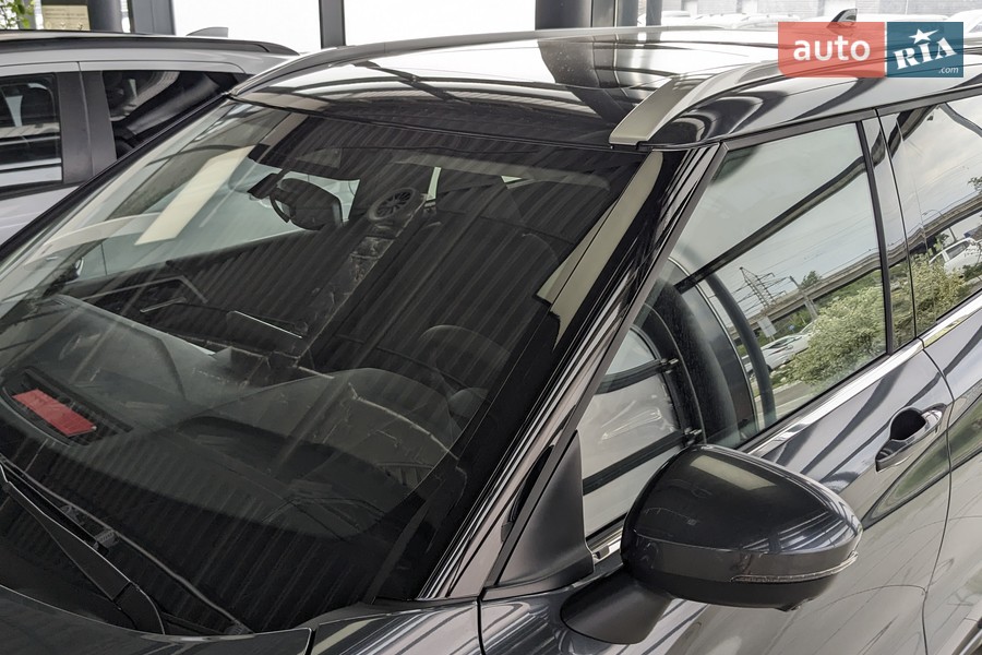 Mitsubishi Outlander - фото 11