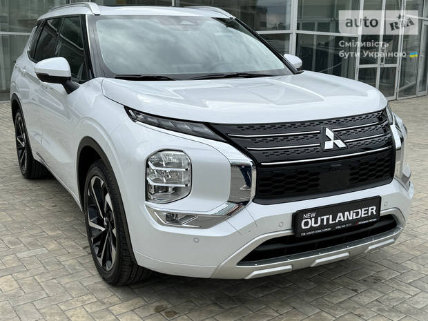 Mitsubishi Outlander 2024