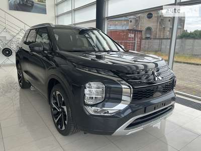 Mitsubishi Outlander 2024 Ultimate 2.5 MiVEC CVT (184 к.с.) S-AWC