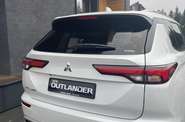 Mitsubishi Outlander Ultimate