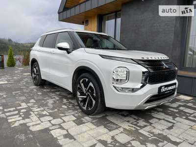 Mitsubishi Outlander 2024 Ultimate