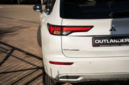 Mitsubishi Outlander Ultimate