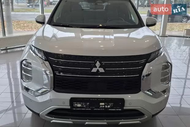 Mitsubishi Outlander Intense