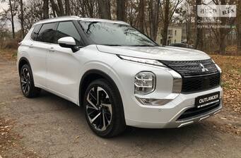 Mitsubishi Outlander 2025 Intense