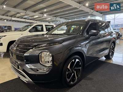 Mitsubishi Outlander 2024 Ultimate 2.5 MiVEC CVT (184 к.с.) S-AWC