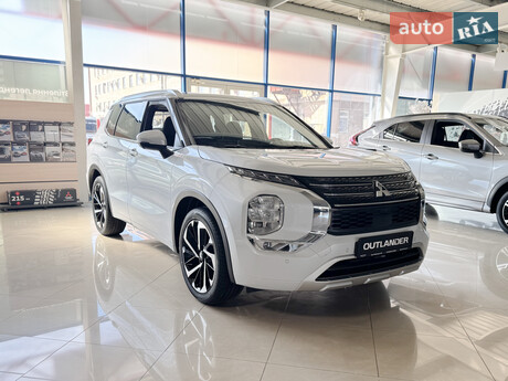 Mitsubishi Outlander 2025