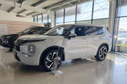 Mitsubishi Outlander Ultimate