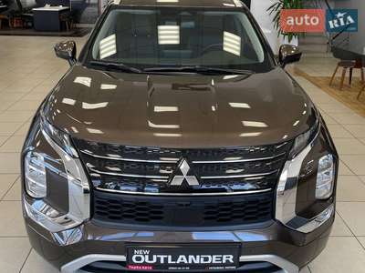 Mitsubishi Outlander 2024 Ultimate