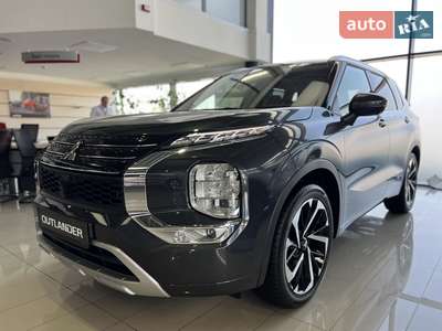 Mitsubishi Outlander 2024 Ultimate 2.5 MiVEC CVT (184 к.с.) S-AWC