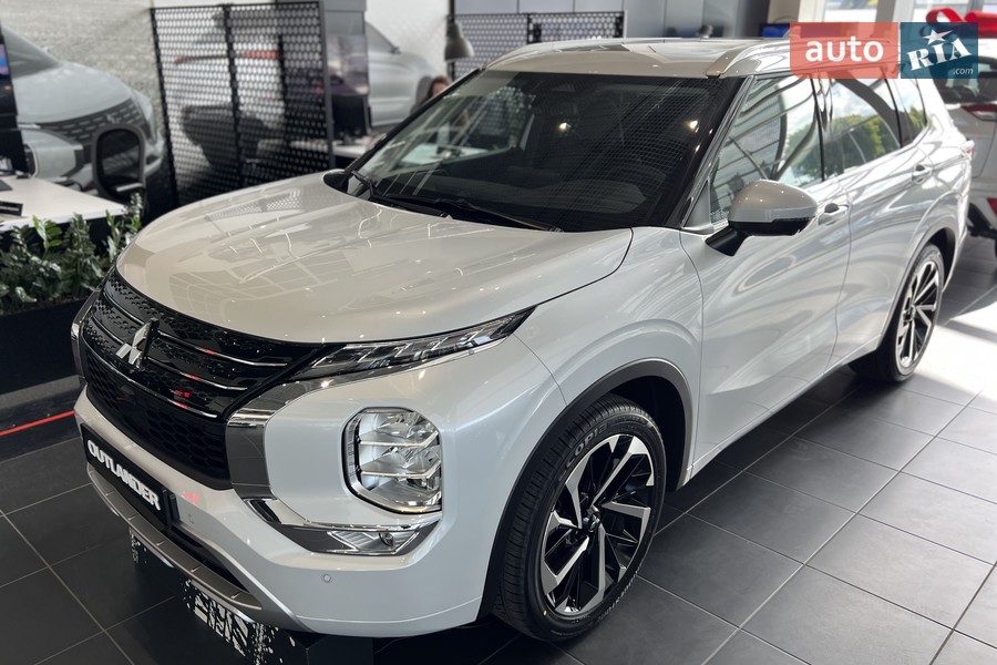 Mitsubishi Outlander - фото 5