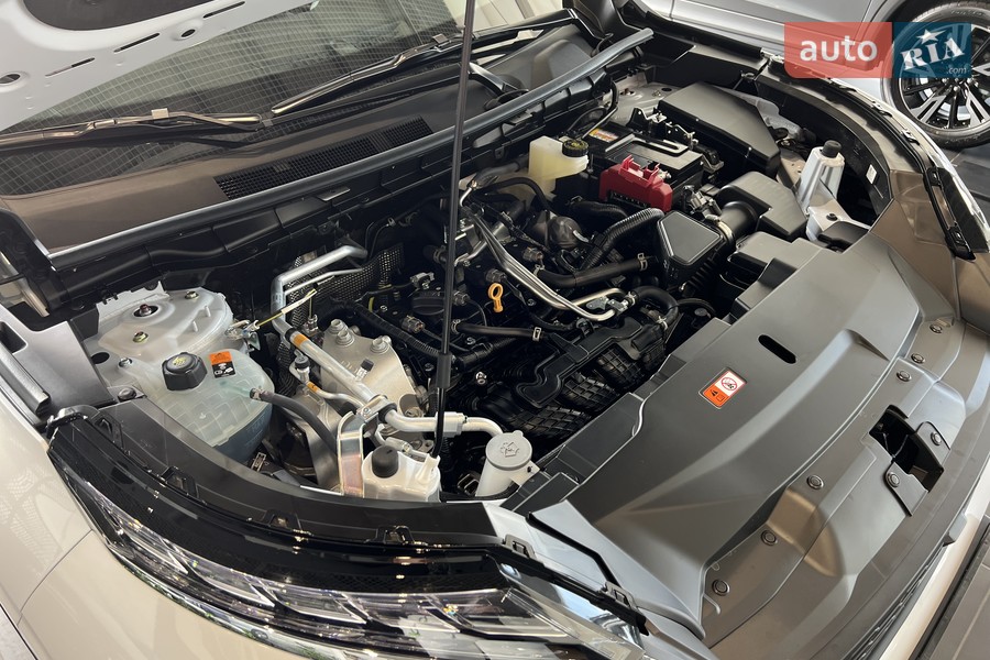 Mitsubishi Outlander - фото 22