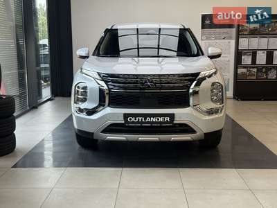 Mitsubishi Outlander 2025 Intense