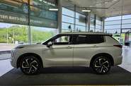 Mitsubishi Outlander Ultimate