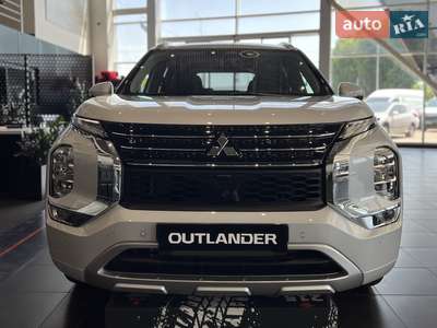 Mitsubishi Outlander 2025 Ultimate 2.5 MiVEC CVT (184 к.с.) S-AWC