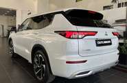 Mitsubishi Outlander Ultimate