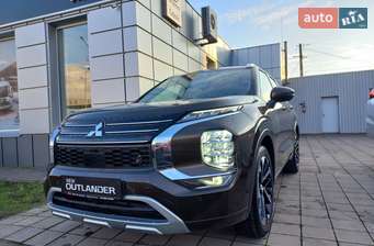 Mitsubishi Outlander 2024 в Кривий Ріг