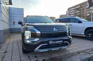 Mitsubishi Outlander Ultimate