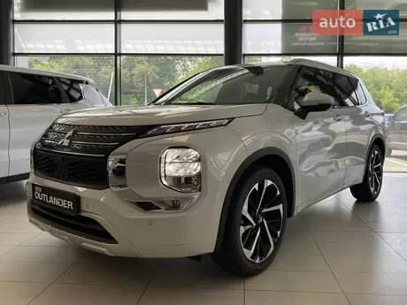 Mitsubishi Outlander 2024