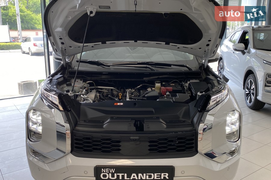 Mitsubishi Outlander - фото 19