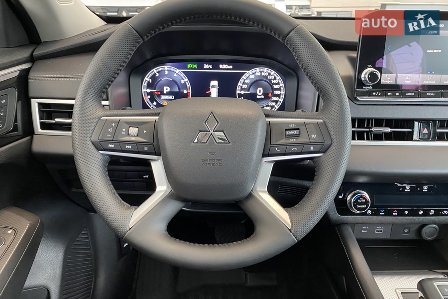 Mitsubishi Outlander - фото 15