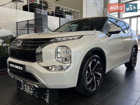 Mitsubishi Outlander 2025