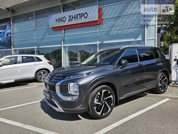 Mitsubishi Outlander 2025