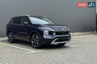 Mitsubishi Outlander 2025 в Чернівці