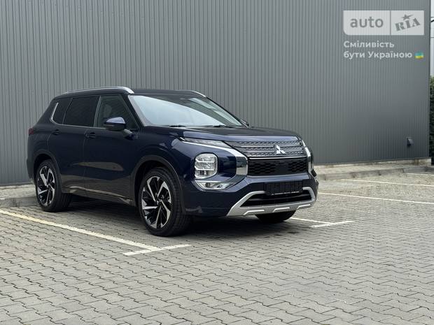 Mitsubishi Outlander 2025