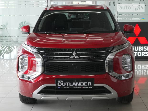 Mitsubishi Outlander 2025