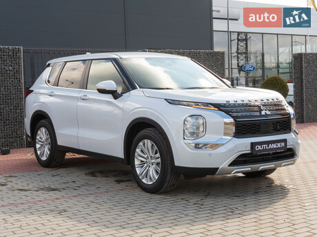 Mitsubishi Outlander 2025