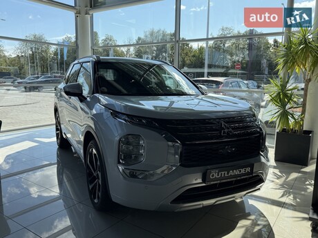 Mitsubishi Outlander 2025