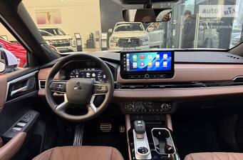 Mitsubishi Outlander 2025 Ultimate
