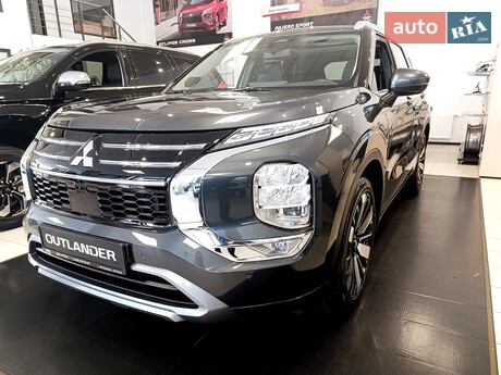 Mitsubishi Outlander 2025