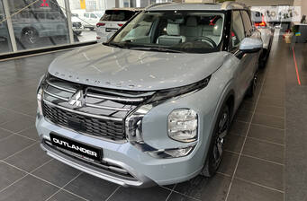 Mitsubishi Outlander 2025 Ultimate