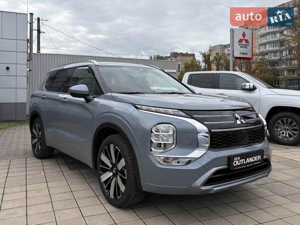 Mitsubishi Outlander Mitsubishi Outlander Ultimate