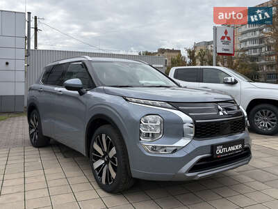 Mitsubishi Outlander 2025 Ultimate