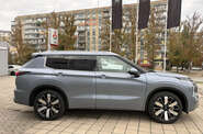 Mitsubishi Outlander Mitsubishi Outlander Ultimate