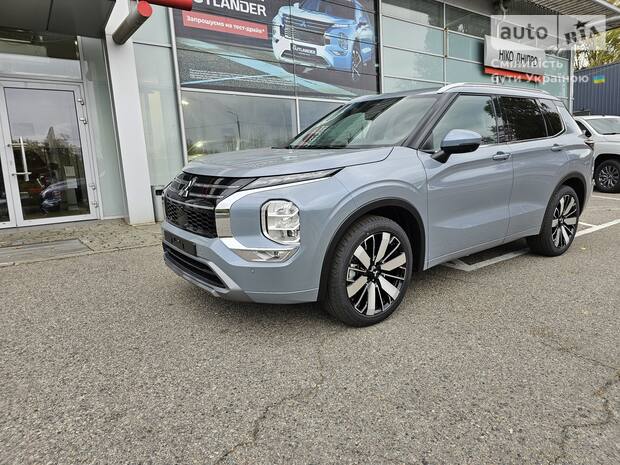 Mitsubishi Outlander 2025