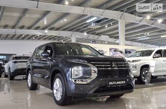 Mitsubishi Outlander 2025 Business