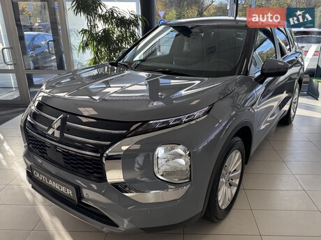 Mitsubishi Outlander 2025