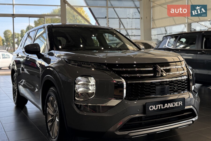 Mitsubishi Outlander - фото 5